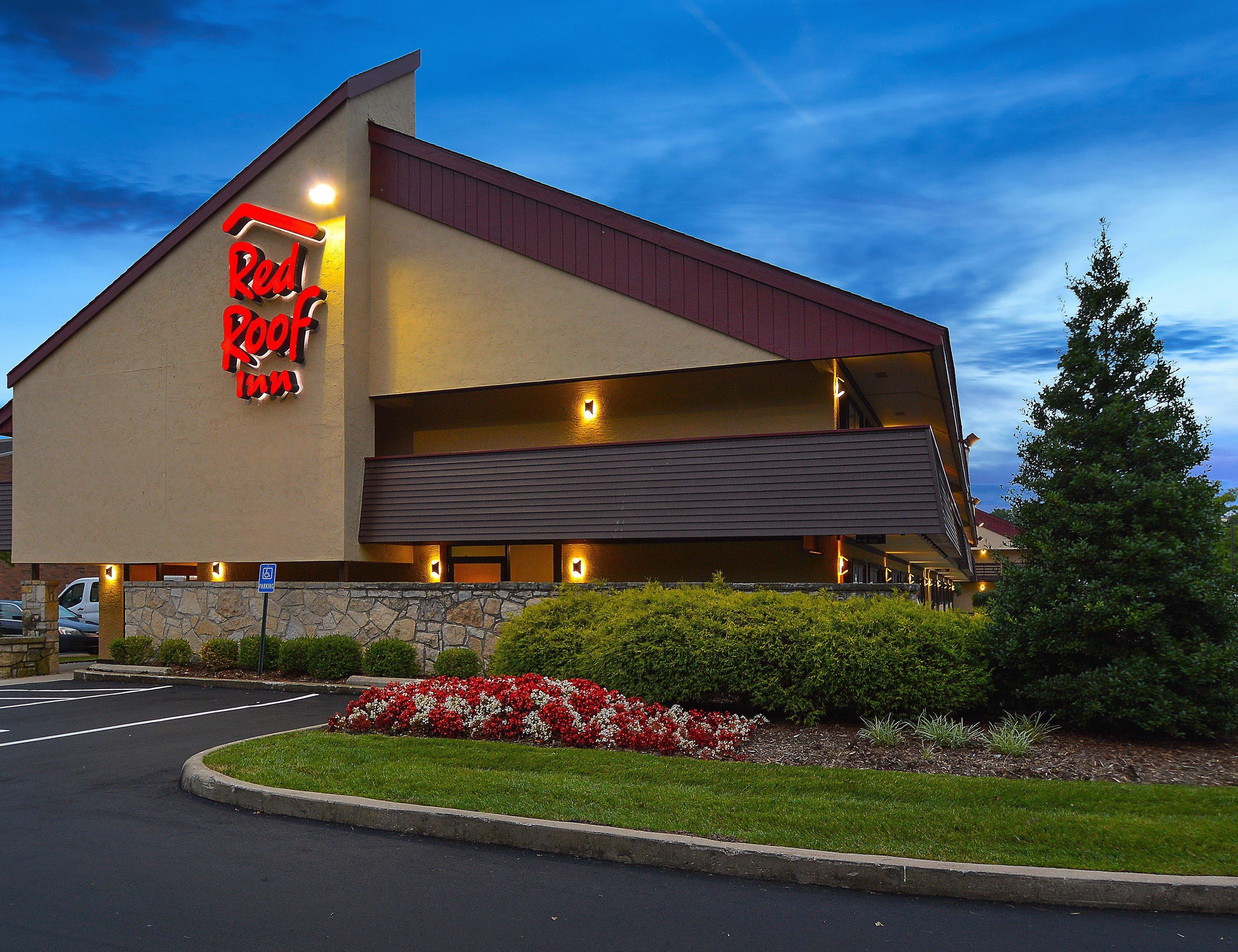 Red Roof Inn Louisville East - Hurstbourne Екстериор снимка